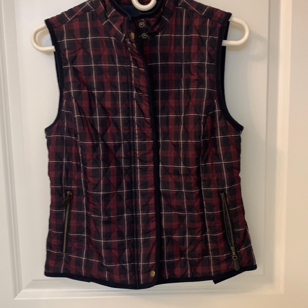 Talbots woman’s quilted vest, red and blue plaid, XS